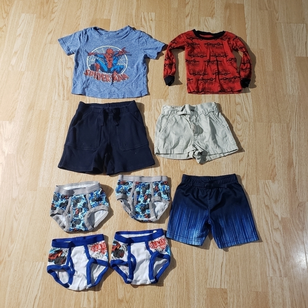 Boys size 2T summer clothing bundle of 9